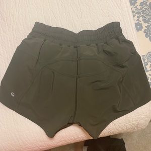 Lululemon Tracker shorts